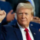 Donald Trump Rencanakan Pencabutan Mandat Kendaraan Listrik dan Pengenaan Tarif Impor 200% Terhadap EV dari China