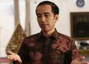Gonjang-ganjing Partai di Ujung Kekuasaan