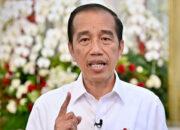Jokowi Menangis, Minta Maaf ke Rakyat