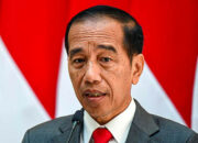 Jokowi Minta Maaf Atas Kekurangan Selama Menjabat: “Saya Tak Sempurna”