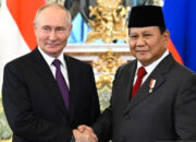 Prabowo Laporkan Hasil Pertemuan dengan Macron dan Putin kepada Jokowi di Istana