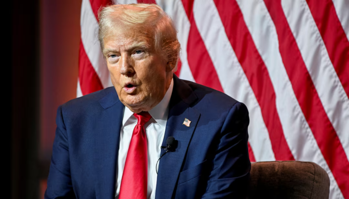 Donald Trump Tanyakan Identitas Ras Kamala Harris di Acara Jurnalis Kulit Hitam