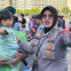 Hadirkan Rasa Aman, Polwan Layani Warga di Car Free Day Bundaran HI