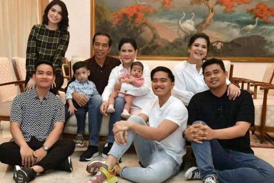 Netizen Sebut Muka Tembok Kepada Anak dan Menantu Jokowi