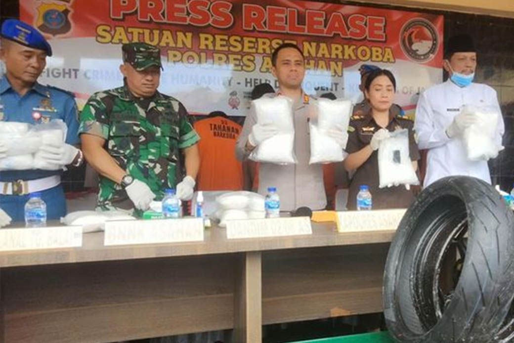 Petugas Gagalkan Penyelundupan Narkotika
