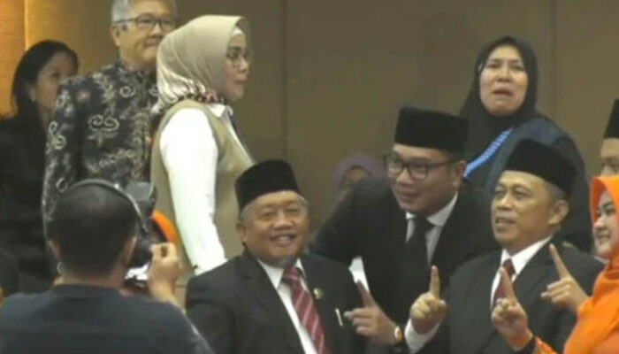 Banyak yang Pertanyakan Kehadiran Cagub RK-Suswono pada Acara Pelantikan DPRD DKI Jakarta