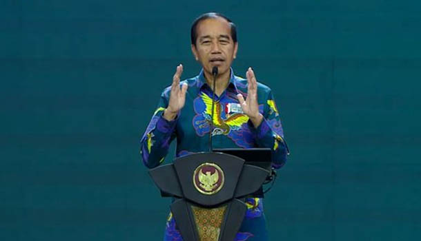 Jokowi Mengeluh Waktunya Hilang Percuma 1,5 Tahun Selama Jadi Presiden