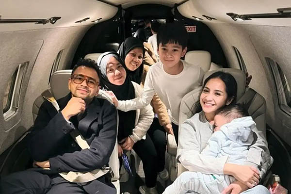 Pamer Naik Jet Pribadi, Raffi Ahmad Dibully Netizen