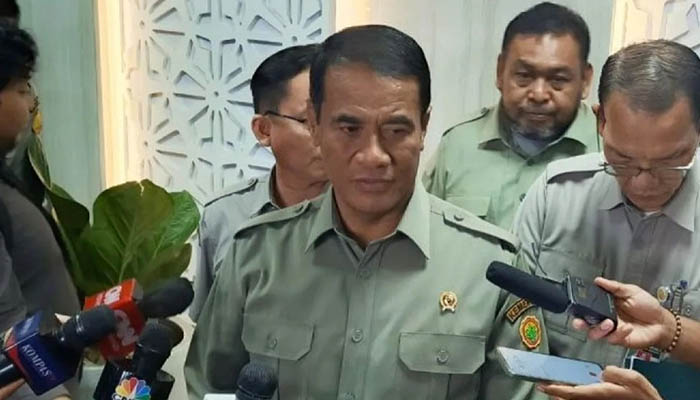 Mentan Amran Sulaiman Tidak Segan Cabut Perusahaan Industri Pengolah Susu (IPS) yang Tolak Serap Susu Segar dari Peternak