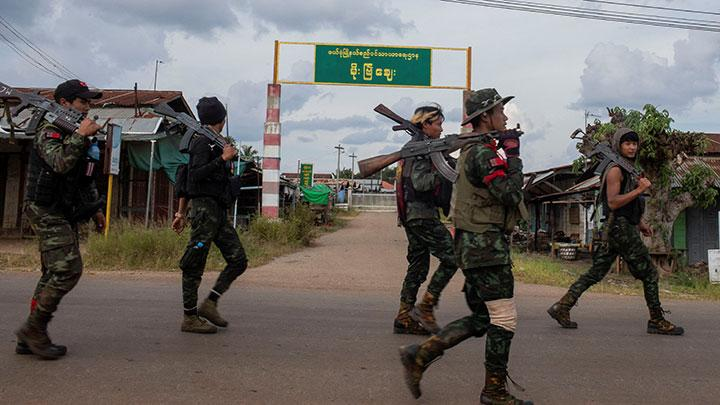 Kelompok Etnis Bersenjata Myanmar Sebut Kuasai Penuh Wilayah Penting Sepanjang Perbatasan Bangladesh