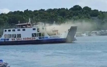 Kapal Roro Mulia Nusantara yang Melayani Rute Tanjung Uban, Bintan-Telaga Punggur, Batam Terbakar Waktu Sandar di Pelabuhan ASDP Batam