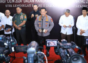 Kapolri: Personel Gabungan Polri-TNI Amankan 61 Ribu Lokasi Ibadah dan Rekreasi Saat Natal Tahun Baru