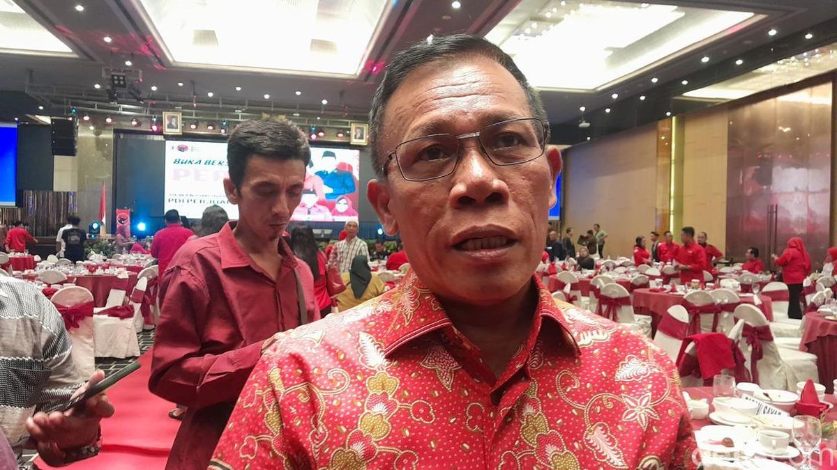 Bupati Tapteng Masinton Pasaribu Menjelaskan Isu 4 Pulau Aceh Masuk Wilayah Sumut
