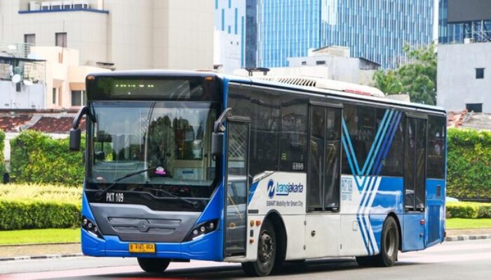 Hindari Macet, Ini Rute Transjakarta Langsung ke Jakarta Fair 2025! Cuma Rp3.500