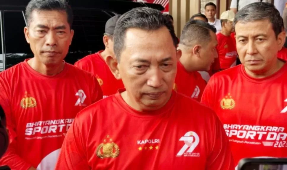 Kapolri Listyo Sigit Prabowo Saat Ditemui Di Lapangan Bhayangkara, 21 Juni 2025