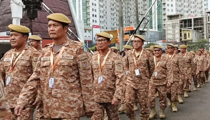 Retret Ala Militer di IPDN Geger, 1 Kepala Daerah Mundur & Peserta Berpita Merah Jadi Sorotan!