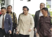 Diam-Diam Tiba di Kejagung, Nadiem Makarim Diperiksa Soal Proyek Laptop Rp9,9 Triliun!