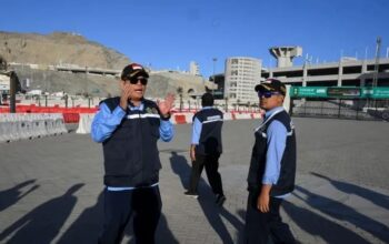 Petugas Haji Indonesia Melakukan Koordinasi Di Makkah Dalam Pencarian Jemaah Hilang