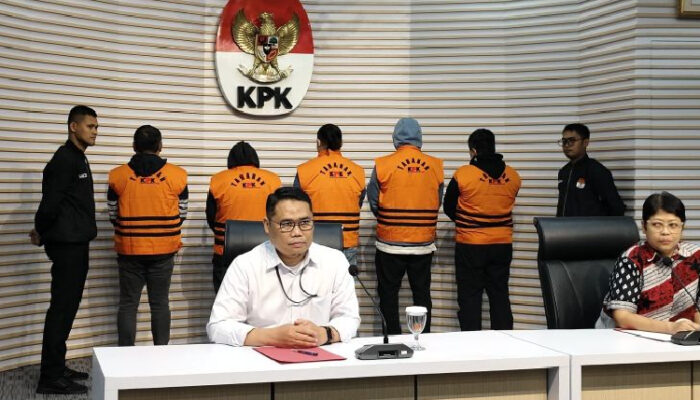 6 Orang Terjaring OTT KPK di Mandailing Natal, Ada ASN dan Swasta