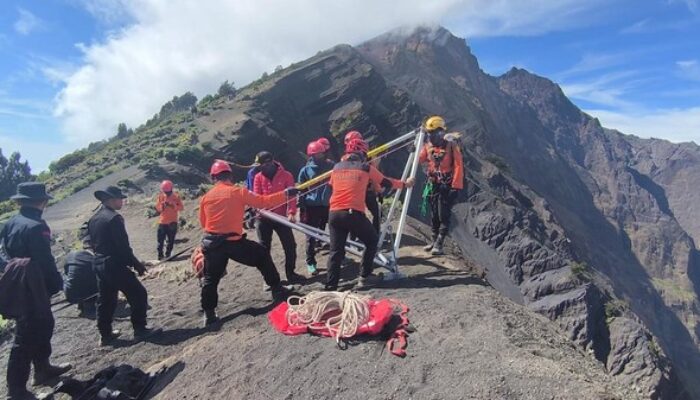 Juliana Tewas Jatuh di Rinjani, Kemenpar Soroti Ketat SOP Pendakian