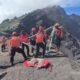 Tim Sar Evakuasi Pendaki Brasil Yang Tewas Jatuh Di Gunung Rinjani