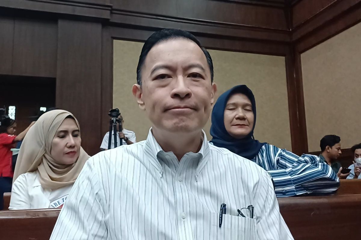Tom Lembong Menunggu Sidang Kasus Impor Gula Di Pengadilan Tipikor Jakarta Pusat