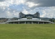 Kota Ikn Yang Modern Dengan Gedung Gedung Tinggi Dan Area Hijau Yang Luas