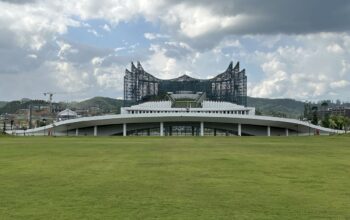 Kota Ikn Yang Modern Dengan Gedung Gedung Tinggi Dan Area Hijau Yang Luas