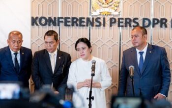 Anggota Dpr Ri Membahas Usulan Nama Calon Duta Besar Dalam Rapat Komisi I