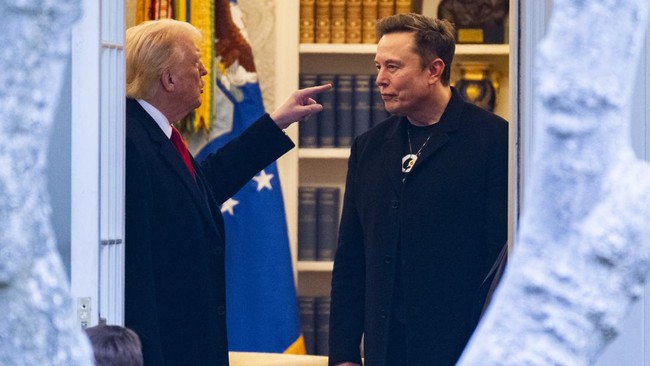 Elon Musk Dan Donald Trump Dalam Momen Terpisah, Pecah Kongsi Akibat Pendirian Partai Baru