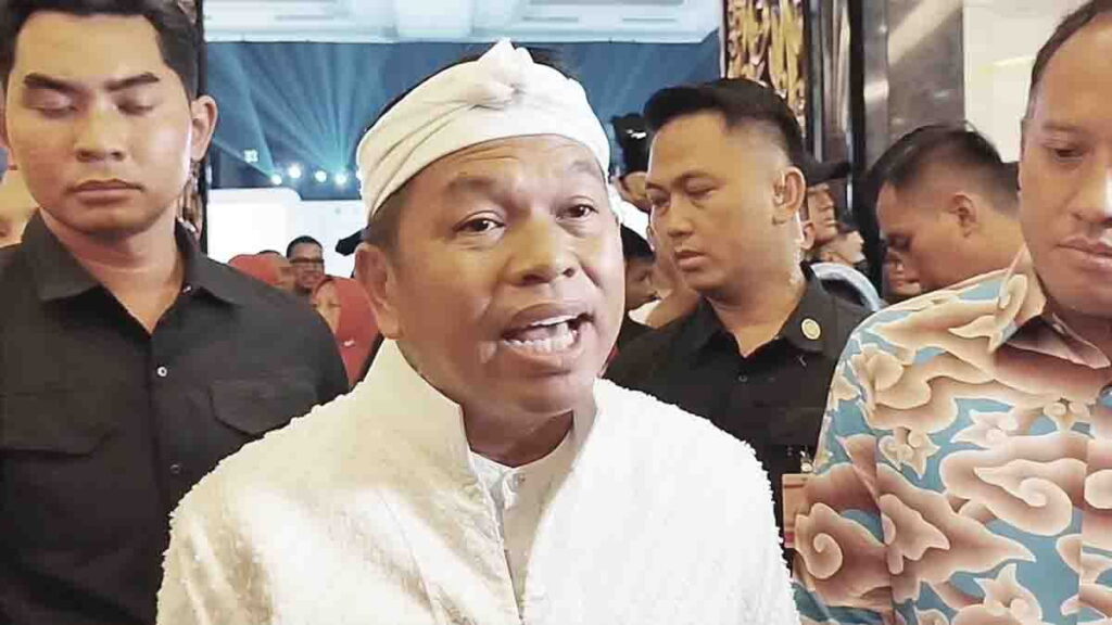 Gubernur Jawa Barat Dedi Mulyadi Sampaikan Permintaan Maaf Atas Insiden Makan Gratis Saat Pernikahan Anaknya Di Garut