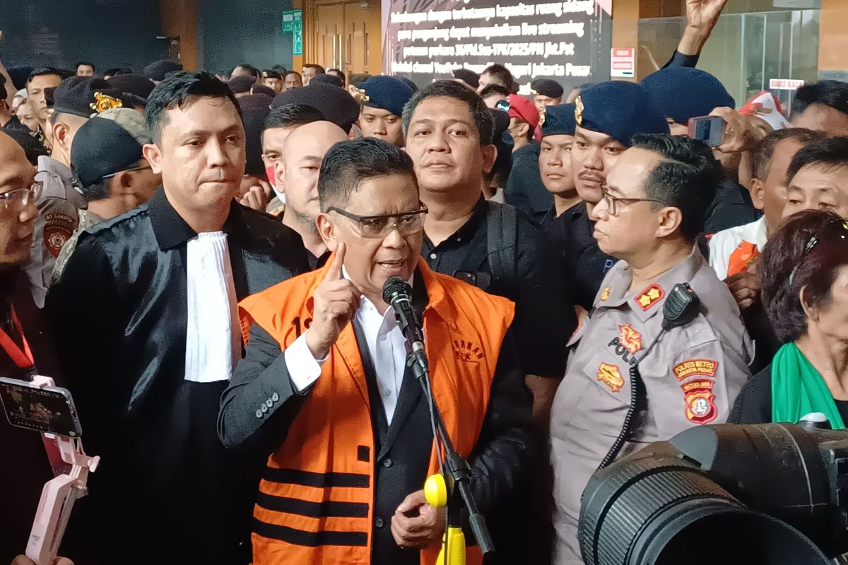 Hasto Kristiyanto Angkat Tangan Sebelum Vonis Kasus Harun Masiku Dibacakan Di Pengadilan Tipikor Jakarta