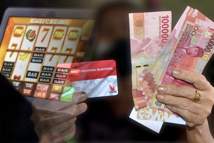 Ilustrasi Atm Dan Transaksi Bansos Yang Terindikasi Judi Online