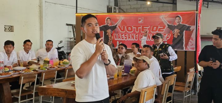Kaesang Pangarep Dalam Kegiatan Psi Bersama Kader Partai Di Jawa Tengah