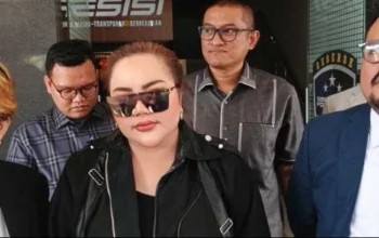 Lisa Mariana Memberikan Keterangan Usai Diperiksa Polisi Terkait Video Syur Yang Viral