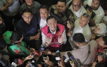 Mantan Menteri Perdagangan Tom Lembong Usai Divonis 4,5 Tahun Penjara Dalam Kasus Korupsi Impor Gula