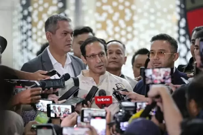 Nadiem Makarim Selesai Diperiksa Kejagung Terkait Korupsi Pengadaan Chromebook
