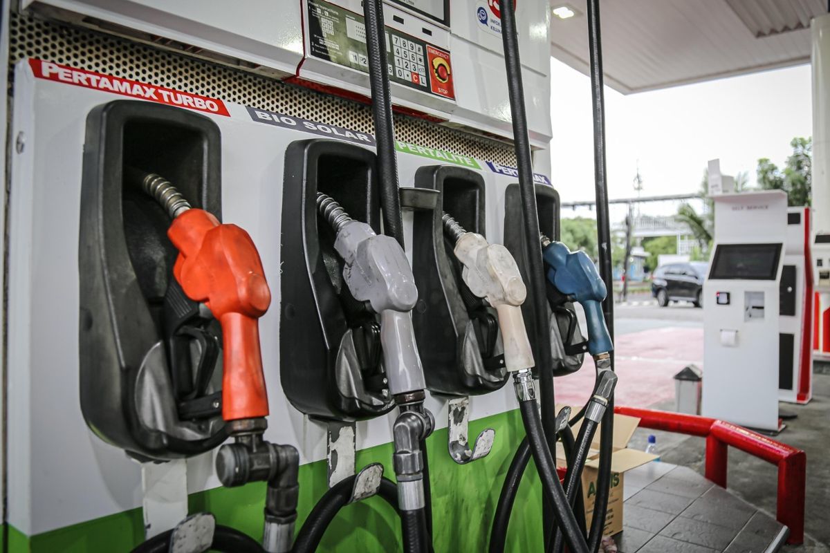Pengisian Bbm Di Spbu Shell, Pertamina, Dan Bp Akr Usai Penyesuaian Harga 1 Juli 2025