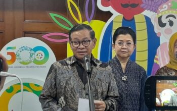 Pramono Anung Memberikan Pernyataan Soal Pajak Padel Di Balai Kota Jakarta