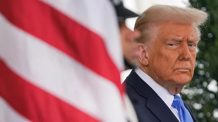 Presiden As Donald Trump Di Tengah Isu Tarif Impor Yang Memengaruhi Inflasi As