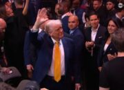 Presiden As Donald Trump Saat Menghadiri Pertemuan Dagang Internasional