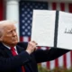 Presiden As Donald Trump Umumkan Tarif Impor Baru Terhadap 22 Negara Termasuk Indonesia