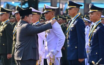Presiden Prabowo Melantik Perwira Tni Polri Dan Menyerahkan Adhi Makayasa Di Istana Merdeka