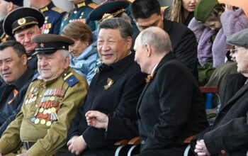 Presiden Vladimir Putin Dan Presiden Xi Jinping Dalam Parade Militer Sebelum Ktt Brics 2025