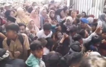 Suasana Pesta Rakyat Pernikahan Anak Dedi Mulyadi Di Pendopo Garut Yang Menelan Korban Jiwa