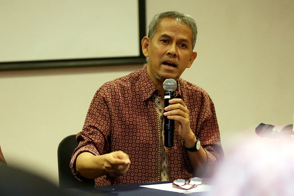Wakil Menteri Keuangan Anggito Abimanyu Saat Konferensi Pers Strategi Penerimaan Negara 2026