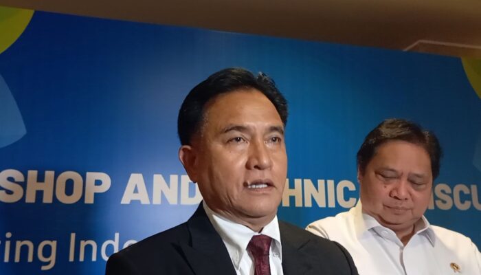 Yusril Tegaskan Bukan Gibran yang Akan Ngantor di Papua