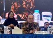 Kepala Ppatk Ivan Yustiavandana Dalam Konferensi Pers Tentang Pemblokiran Rekening