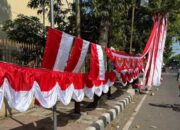 Penjualan Bendera Merah Putih Menurun Di Tengah Tren Bendera Anime